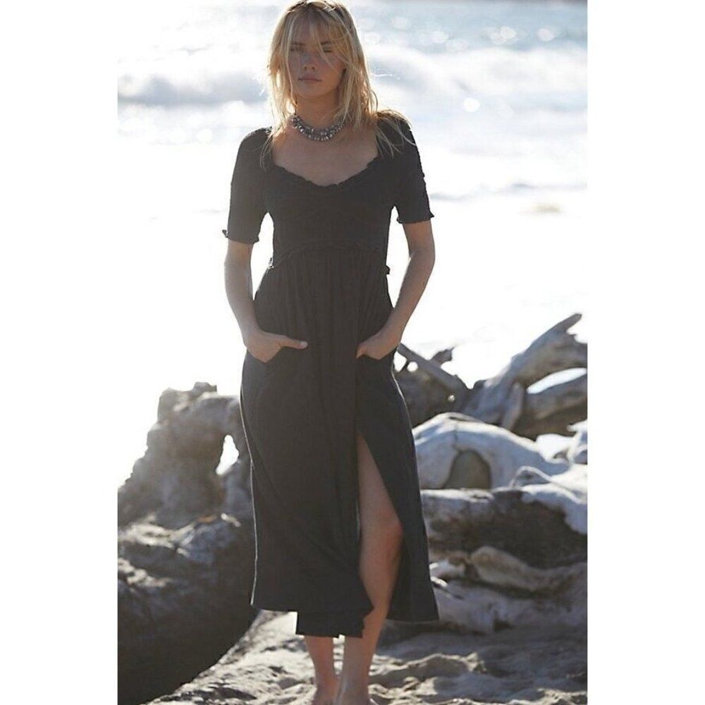NEW FREE PEOPLE ENDLESS SUMMER Sz XS SUNSHINE SEASON MIDI SMOCKED DRESS BLACK